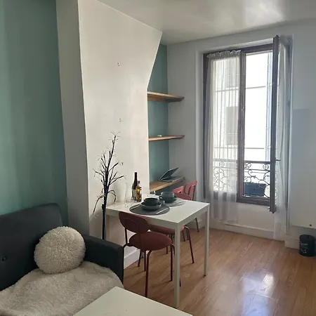 Bel 11 Apartment *